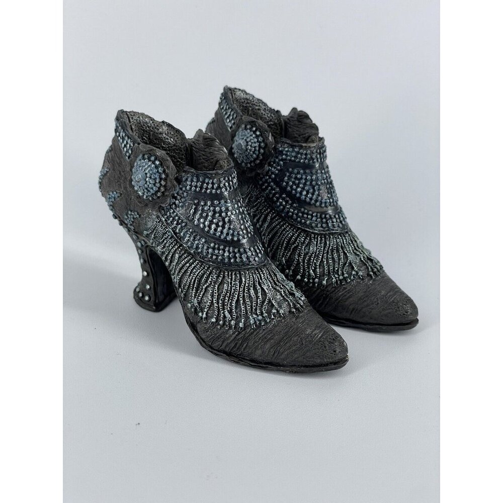 NOSTALGIA Shoe Heels Pair Western Cow Girl Tassels Popular Imports